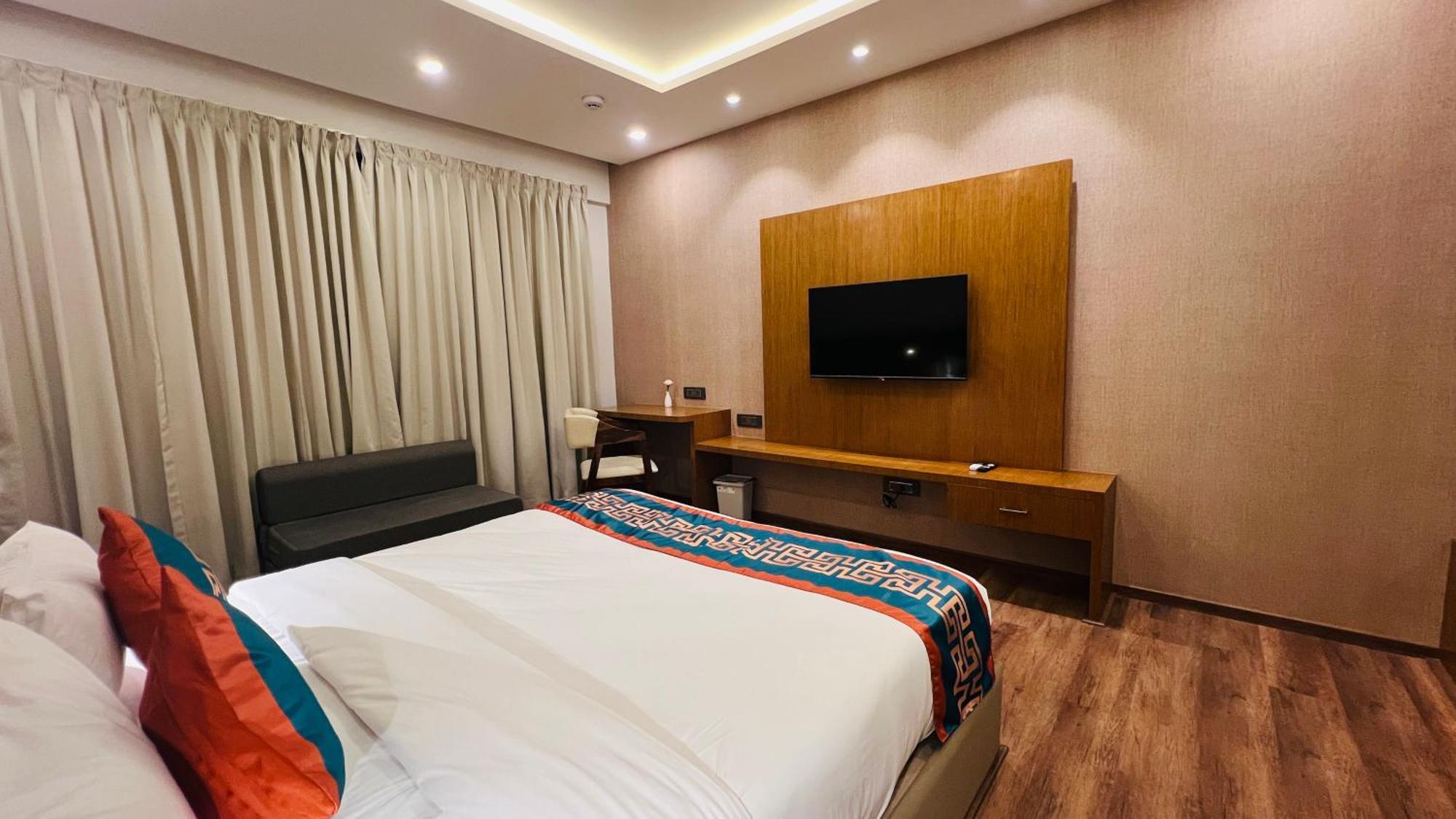 Hotel Aashraya Dod Jala Exteriér fotografie