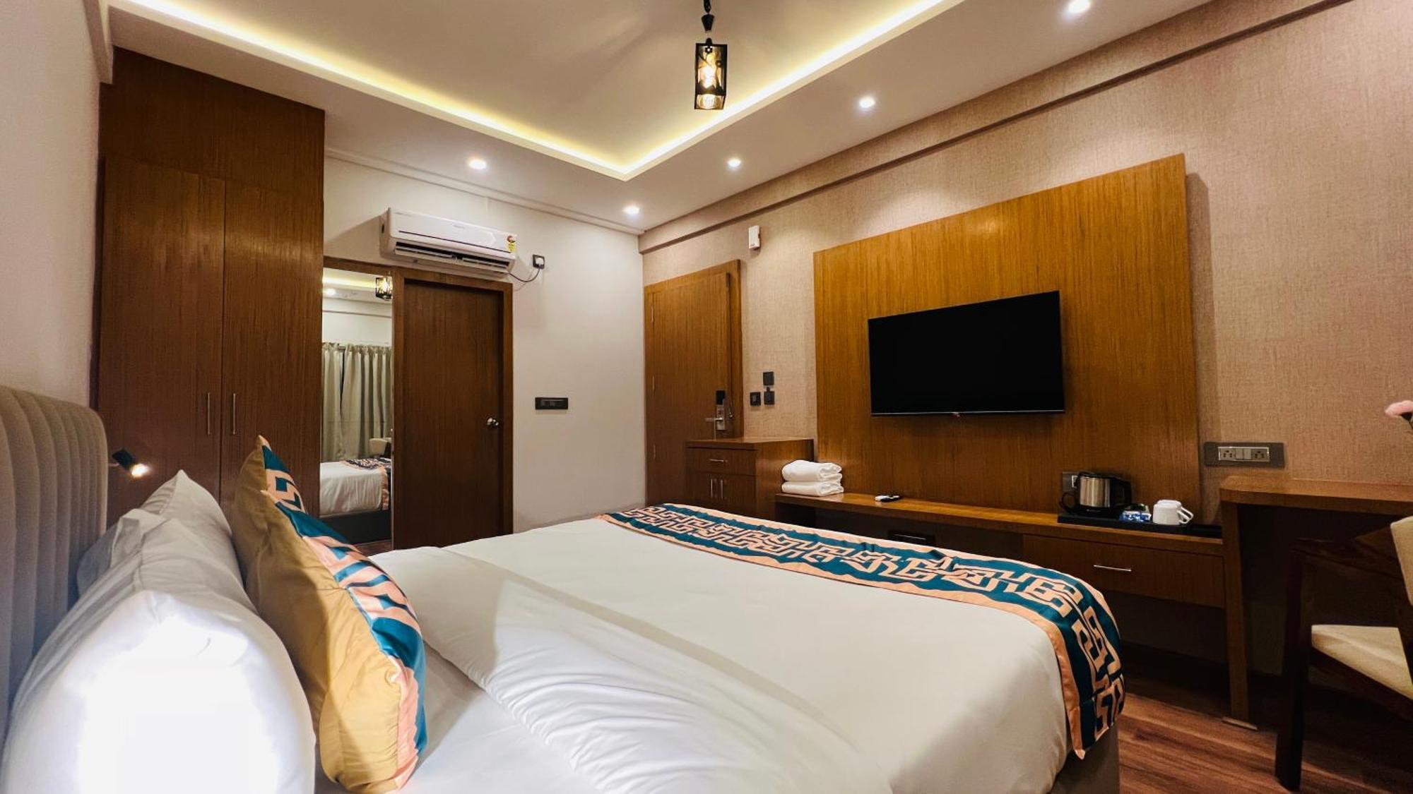 Hotel Aashraya Dod Jala Exteriér fotografie
